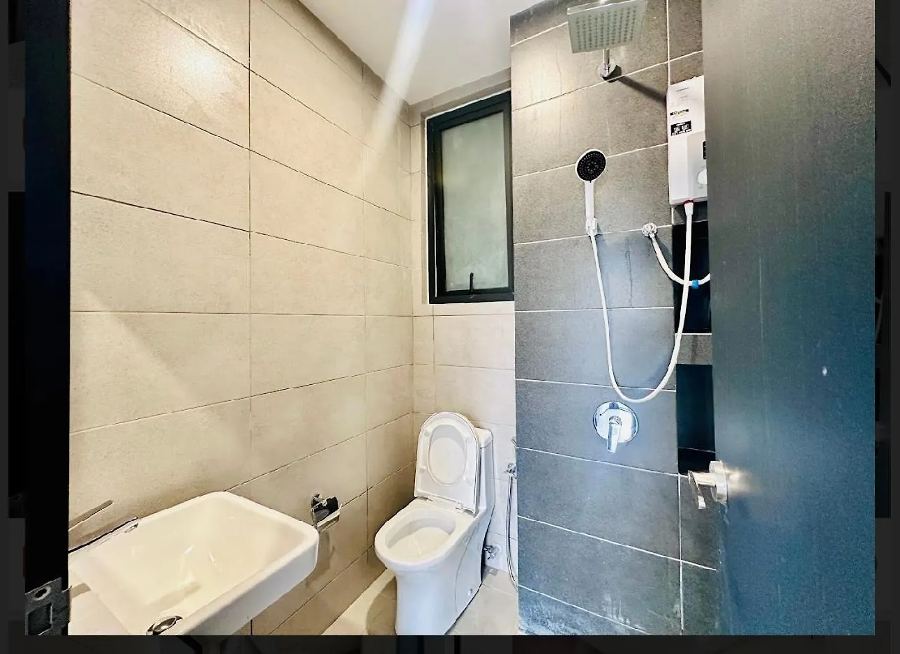 アパート Relax Family Stay 3Br 10Pax Urban Jelutong マレーシア